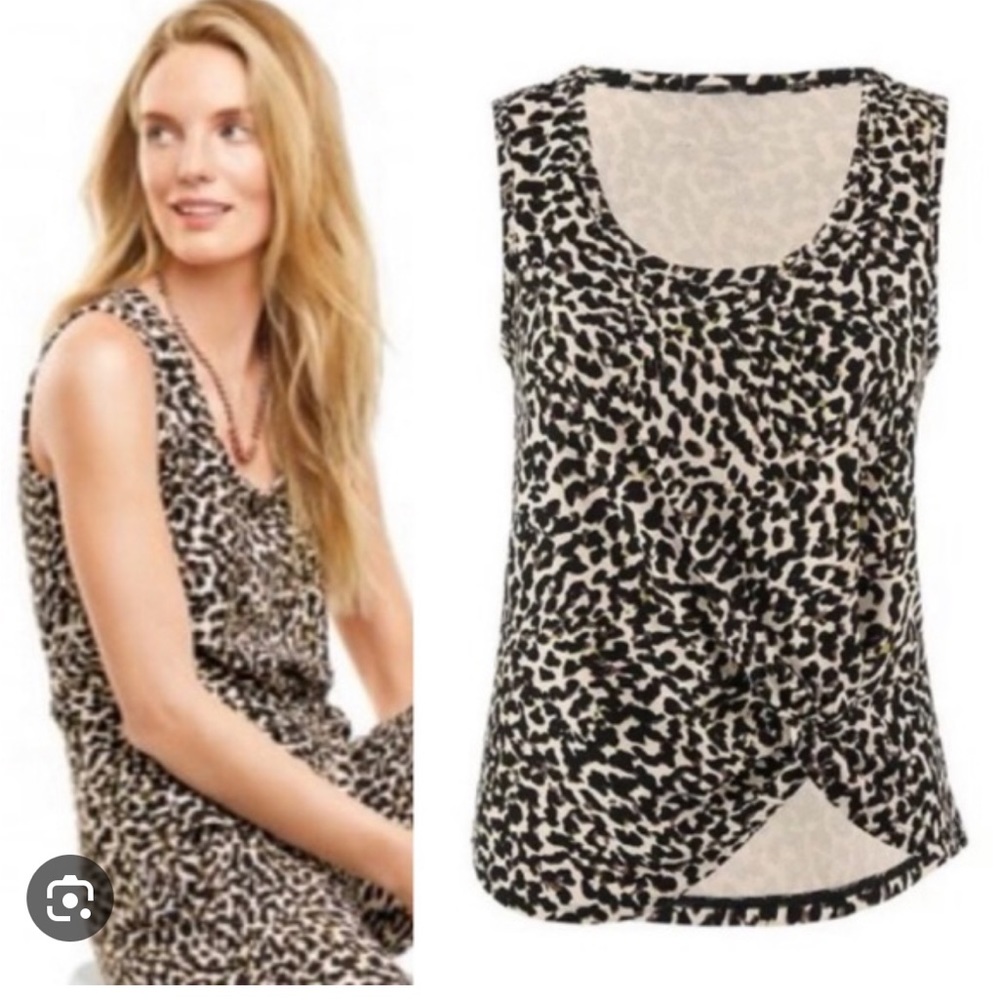 Like new Cabi knotty top.  Leopard print.